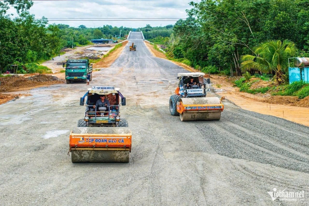 Đất KCN Minh Hưng 3 - Hơn 500tr, Chủ Ngộp Bán Gấp, Sổ Sẵn