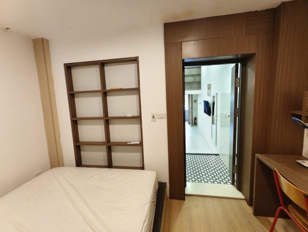 Cho thuê nhà tập thể trung tâm Hoàn Kiếm, 55m2, 2PN, 12 triệu/tháng