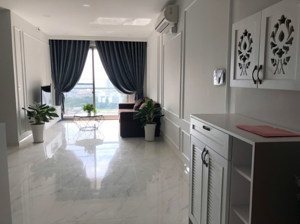 Căn hộ Midtown Phú Mỹ Hưng 2PN góc, view biệt thự, 27tr/tháng bao thuế, có chỗ đỗ xe ô tô