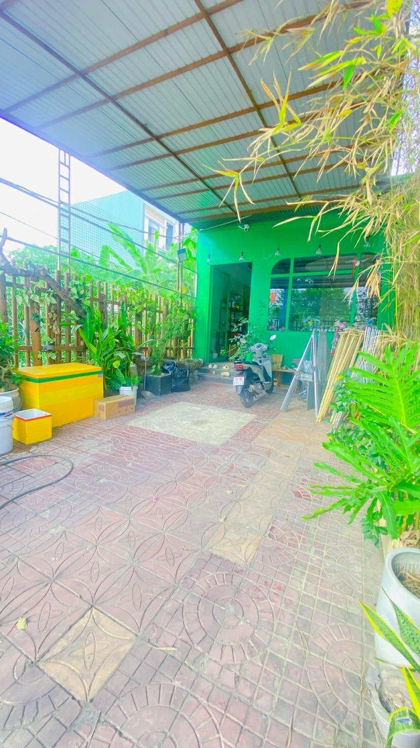 Cho thuê mặt bằng 100m2 Hoàng Quốc Việt, Cần Thơ - Sân rộng, đa tiện ích