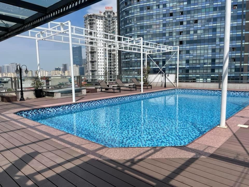 Bán Khách sạn 4 sao Nguyễn Trường Tộ 410m2, 90 phòng VIP, 11 tầng, hầm, hồ bơi, nhà hàng, giá 500 tỷ