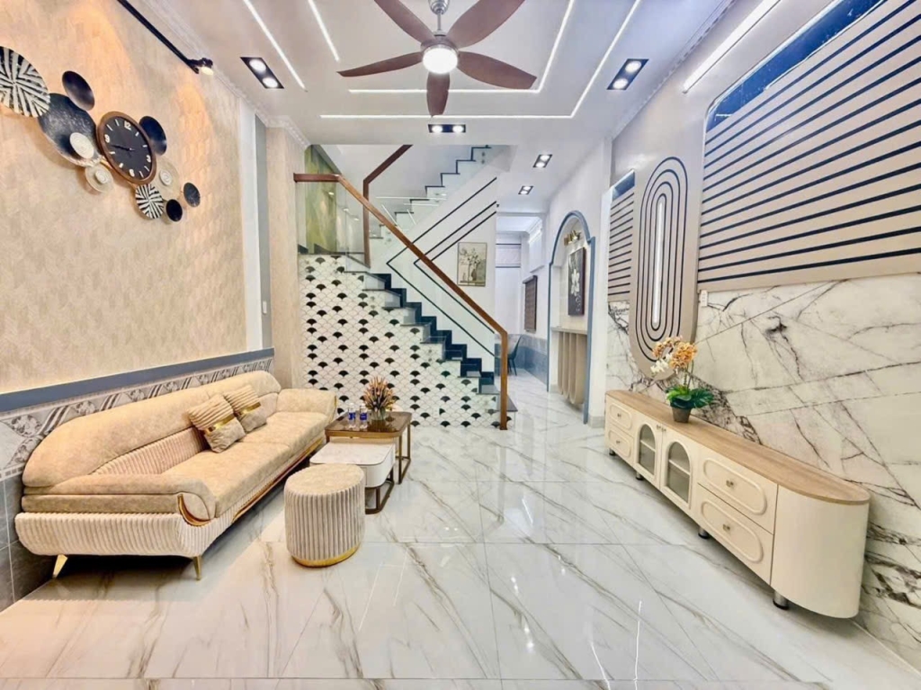 Nhà 2PN mới đẹp, full nội thất, hẻm Trần Nam Phú, Cần Thơ - 8 Triệu/tháng